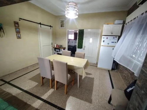 Casa En Venta - 2 Dormitorios 1 Baño - Quilmes