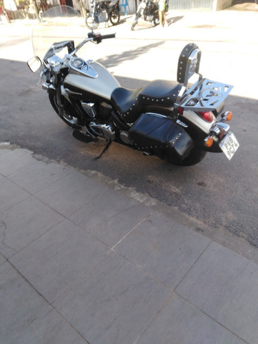 Moto Kawasaki Vulcan 900 Classic Lt
