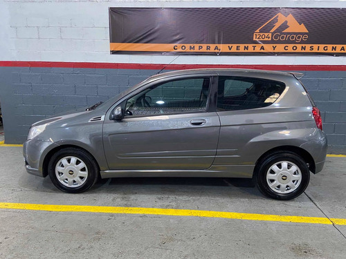 Imagen 2 de 14 de Chevrolet Aveo Lt 3p