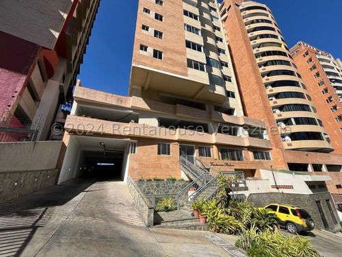 Apartamento En Venta Ubicado En La Urb El Parral Excelente Para Inversion Fmp