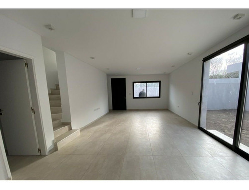Imagen 3 de 16 de Increíble Casa En Venta - Villa Belgrano