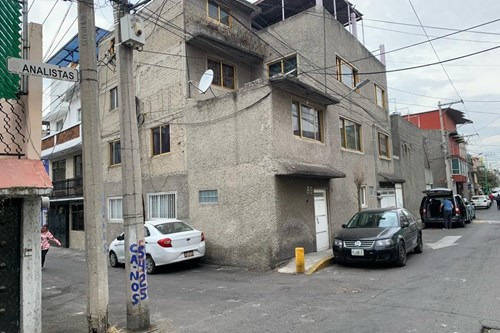 Se Vende Amplia Casa En Esquina, Colonia San José Aculco, Alcaldía Iztapalapa