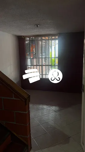 Casa En Venta De Tres Niveles En Itagüí