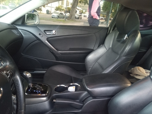 Hyundai Genesis 2011 3.8 Coupe 300cv 6at