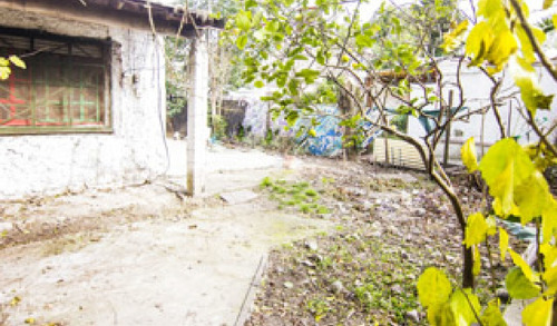 Imagen 5 de 17 de Casa 4 Ambientes Venta Hurlingham A Refaccionar