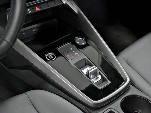 Audi A3 Sedan S-Line 2.0 TFSI S-Tronic