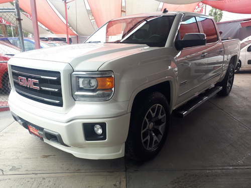 Imagen 1 de 15 de Impecable Gmc Sierra All Terrain 4x4 2015