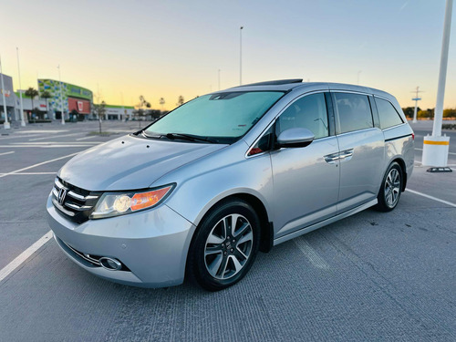 Honda Odyssey 3.5 Touring V6 At