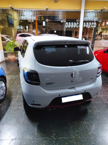 Imagen 2 de 10 de Renault Sandero 2017 2.0 Rs Racing Spirit 145cv