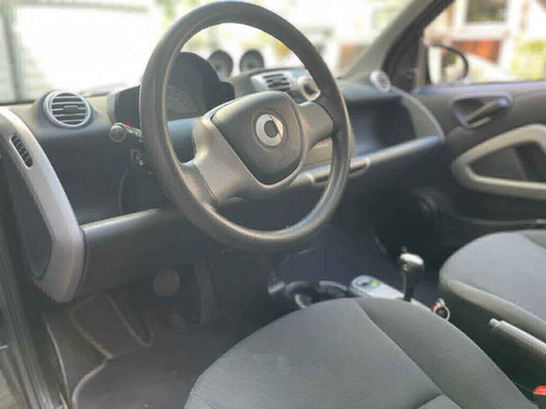 Imagen 9 de 15 de Smart Fortwo 2015 3p Coupé Y Black&white L3/1.0 Aut