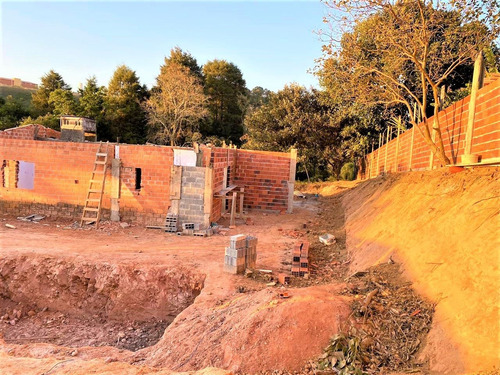 Chácara Em Fase De Construção.