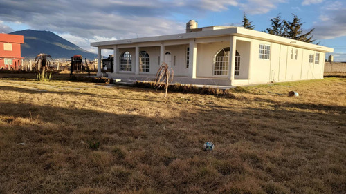 Casa A Precio De Terreno A 5 Min De Atlacomulco Muy Bonita
