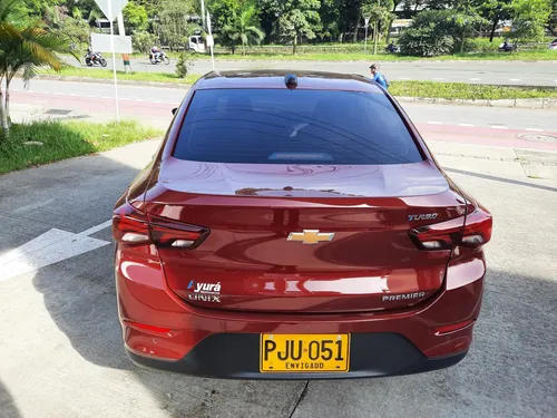 Chevrolet Onix 1.0T Premier Sedan At