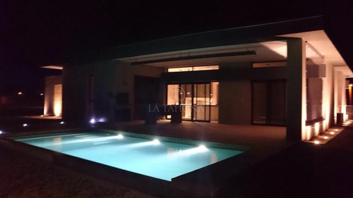 Casa En Venta - Ref 406