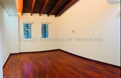 Imagen 6 de 12 de Casa En Venta Urb. Santa Sofia # 22-13760