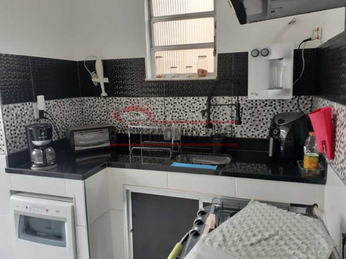 Imagem 10 de 15 de Lindo Apartamento, Salão, Ampla Cozinha Com Armário, 2 Quartos - Paap24593