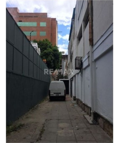 #006 Edificio En Venta En Las Mercedes Oportunidad De Inversión