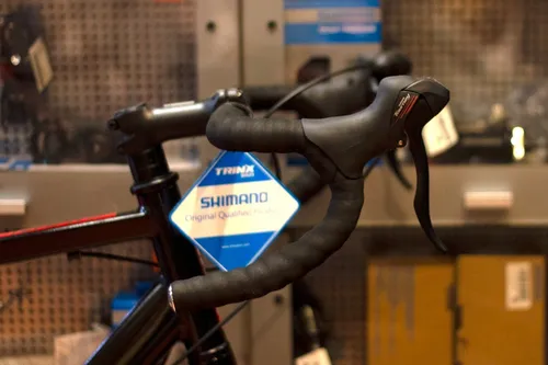 Bicicleta ruta trinx r700 sales