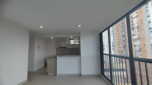 Apartamento En Venta En Gran Granada, Engativá.