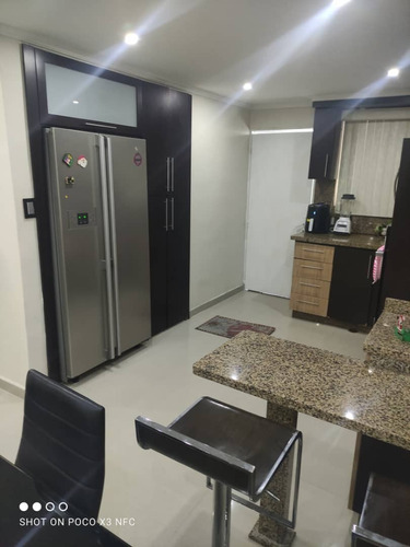 Imagen 6 de 16 de Se Vende Casa En Cagua Urb.andres Bello