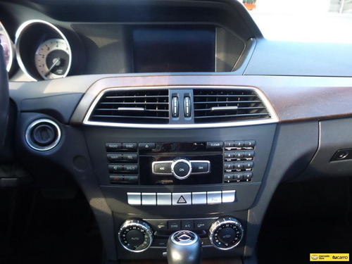 Imagen 20 de 25 de Mercedes Benz Clase C 200 Cgi Elegance
