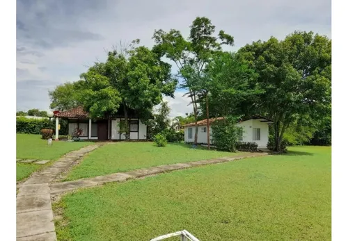 Oportunidad : Hotel En Venta Excelente Ubicación En Ricaurte