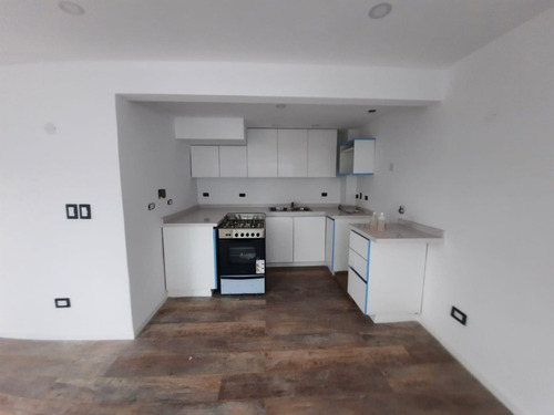 Imagen 8 de 14 de Duplex En Venta En Ituzaingo Norte