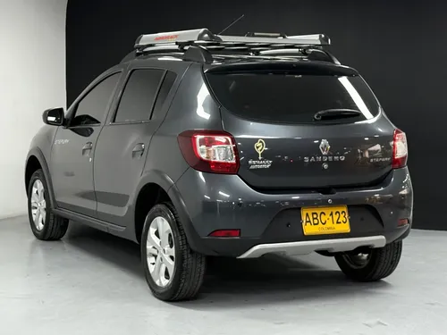 Renault Stepway 1.6 Expression / Zen