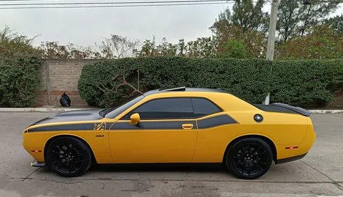Dodge Challenger 6.2 Srt Hellc At