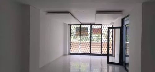 Oficina Con Excelente Ubicación Cod. 55515
