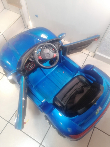 Carro Eléctrico Porsche Azul Con Control 12 V (Usado)