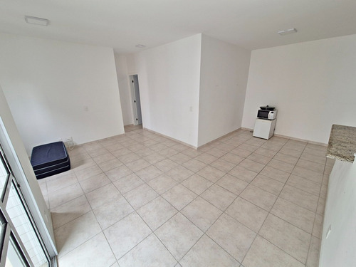 Apartamento 2 Dormitórios, Suíte, Sacada Envidraçada, Garagem, R$ 370 Mil, Em Praia Grande, Ap1390