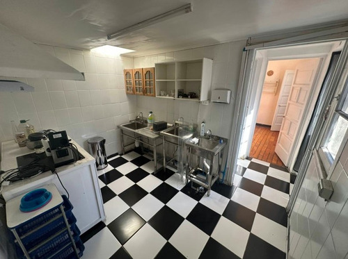 Arriendo Local Comercial En Barrio Italia