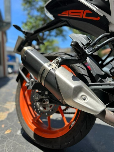 Imagen 11 de 15 de Ktm Duke 390