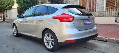 Imagen 16 de 21 de Ford Focus 1.6 S Sedan 2016