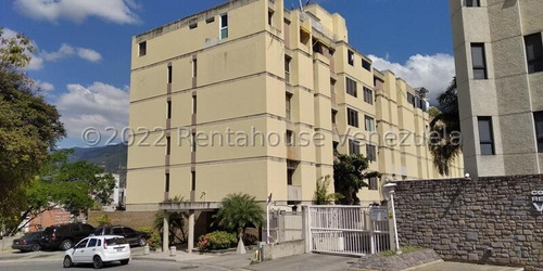 Se Vende Apartamento En Colinas De Bello Monte Mls #22-15678