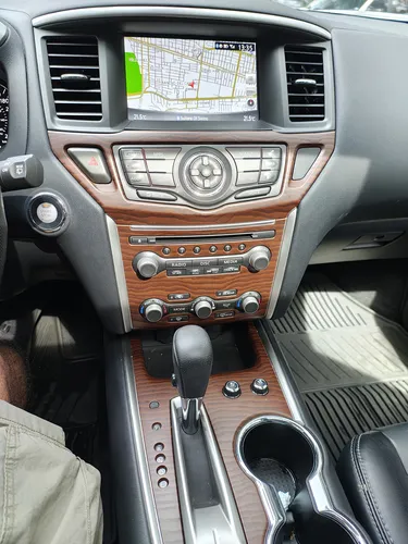 Nissan Pathfinder 3.5 Exclusive 4x4 Cvt