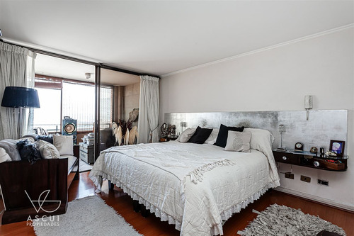 Departamento En Venta De 3 Dorm. En Las Condes