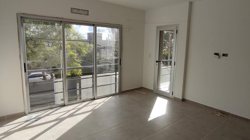 Imagen 14 de 20 de Venta Duplex 3 Dormitorios En City Bell. 460 Y 21c