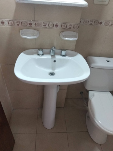 Imagen 6 de 15 de Amplio Departamento Monoambiente En Moron Norte