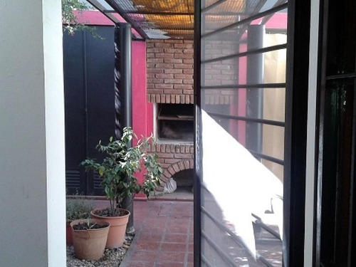 Imagen 5 de 15 de Casa En Venta En 10 Entre 38 Y 40