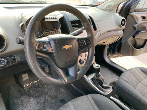 Imagen 7 de 9 de Chevrolet Sonic 1.6 Lt
