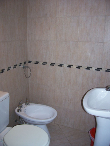 3 Deptos + Local + Casa En Espectacular Ubicacion!!!!