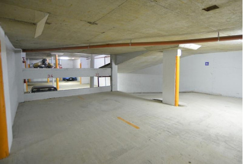 Imagen 24 de 30 de Garage Privado Quilmes