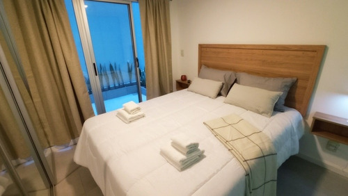 Imagen 16 de 29 de Alquiler Temporario Departamento Dos Ambientes Palermo Holywood, Cochera Privada Apta Camioneta, Jacuzzi, Parrillas