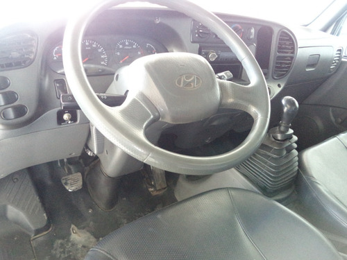 Imagen 2 de 6 de Hyundai H200 2017 Caja 4 Mts.