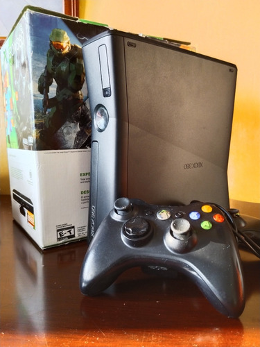 Xbox 360® S 