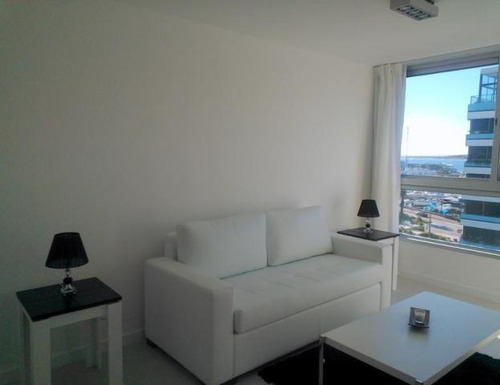 Apartamento En Alquiler Por Temporada De 2 Dormitorios En Peninsula
