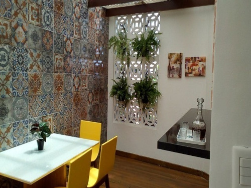 Imagem 3 de 20 de Excelente Casa Finamente Decorada Com 260m2 Em Alphaville Litoral Ii - Adr490 - 31993079