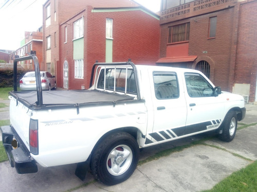 Imagen 4 de 13 de Nissan Frontier 4x2, Doble Cabina